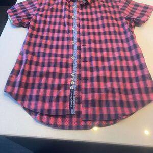 Robert Graham men’s shirt sleeve size large fitted so cool, the pink blue, nice.